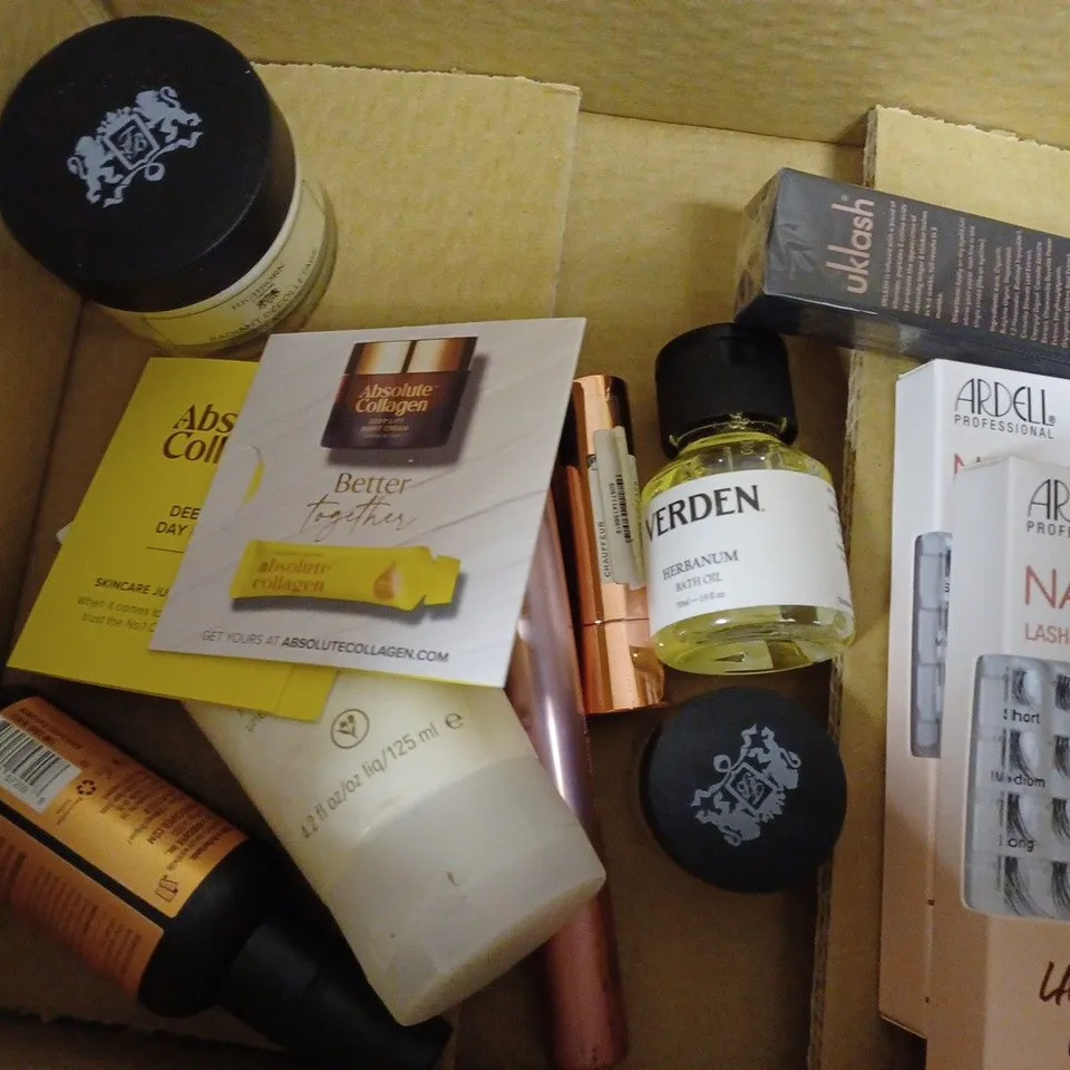 APPROXIMATELY 15 ASSORTED HEALTH AND BEAUTY PRODUCTS TO INCLUDE NO 7 LIMITED EDITION EYE PALETTE, ROSE AND CARAMEL TAN REMOVER, ALUMIER RETINOL RESURFACING SERUM