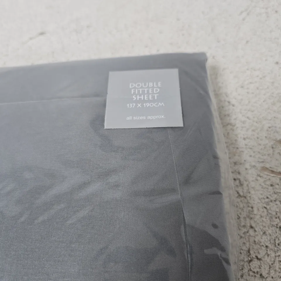 B TEX DOUBLE FITTED SHEET – 137 X 190 CM – ULTRA SOFT LUXURY MICROFIBRE