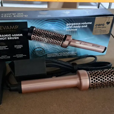 REVAMP DYNAMIC RADIANCE 40MM CERAMIC HOT BRUSH 