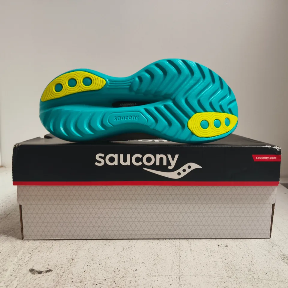 BOXED PAIR OF SAUCONY ENDORPHIN TRAINERS IN WHITE/MUTANT SIZE UK 5.5