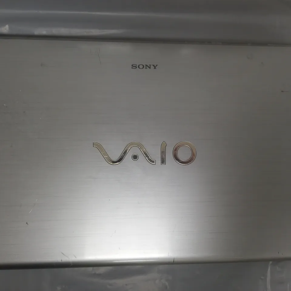 SONY SVE1511W1E 15 INCH I5-2450M 2.50GHZ