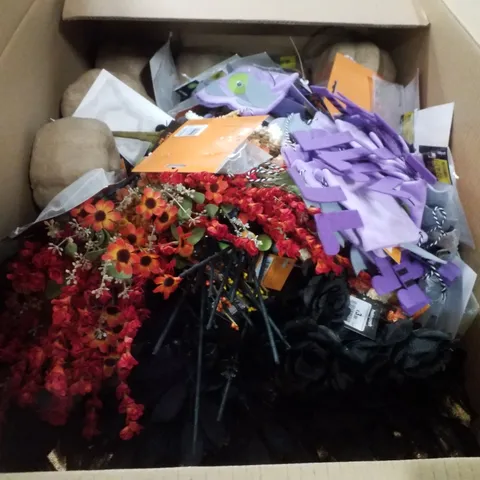 PALLET CONTAINING ASSORTED BRAND NEW HALLOWEEN PRODUCTS INCLUDING DECORATIVE FLOWERS, PLUSH BAT BAGS, DECORATIVE JARS & PLUSH PUMPKINS 