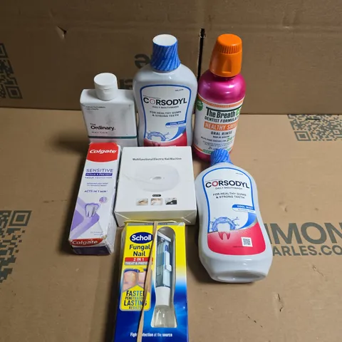 APPROXIMATELY 15 ASSORTED HEALTH & BEAUTY PRODUCTS TO INCLUDE MOUTHWASH, NAIL MACHINE AND THE ORDINARY