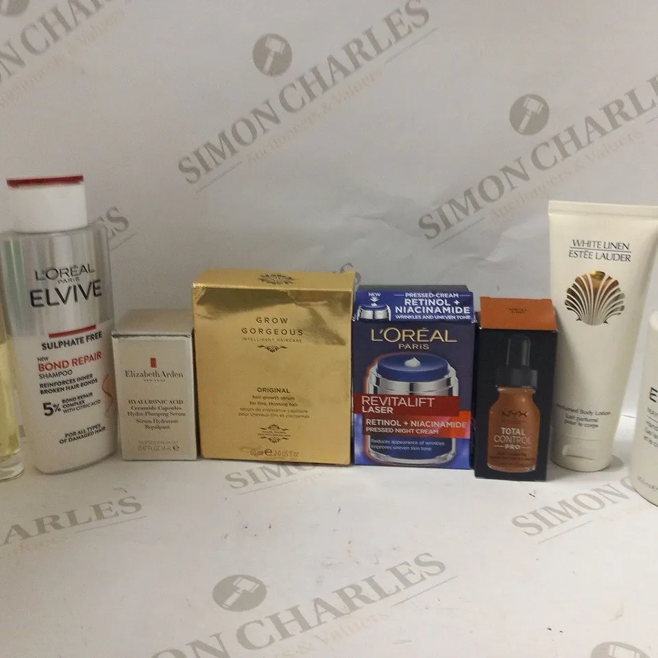 APPROXIMATELY 17 ASSORTED HEALTH AND BEAUTY PRODUCTS TO INCLUDE; ELEMIS, ESTEE LAUDER, LOREAL, ELIZABETH ARDEN AND GROW GORGEOUS