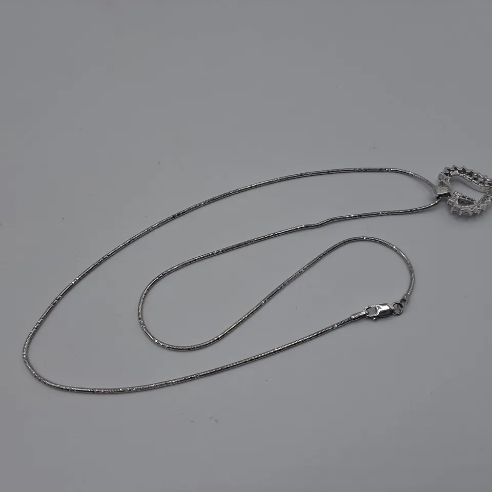 18CT WHITE GOLD HEART PENDANT ON CHAIN SET WITH NATURAL DIAMOND 