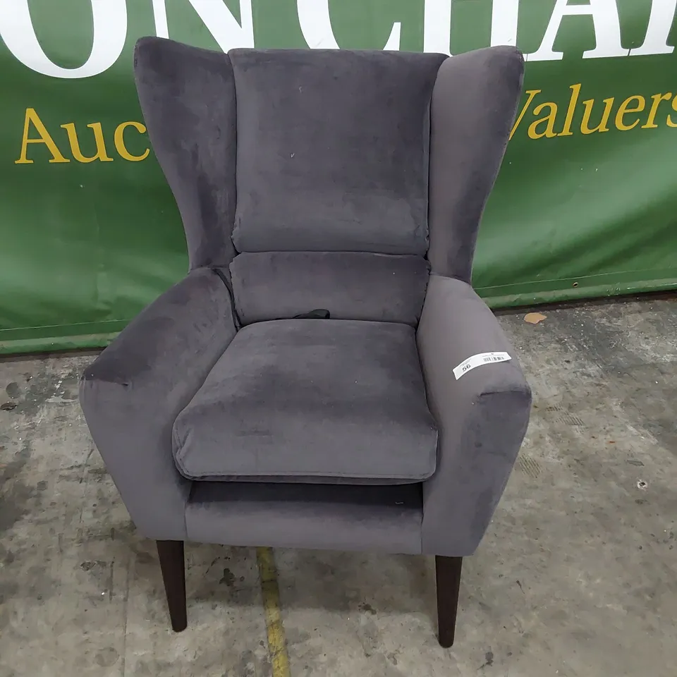 QUALITY BRITISH MADE LOUNGE Co WINGED BACK EASY CHAIR GREY PLUSH FABRIC 