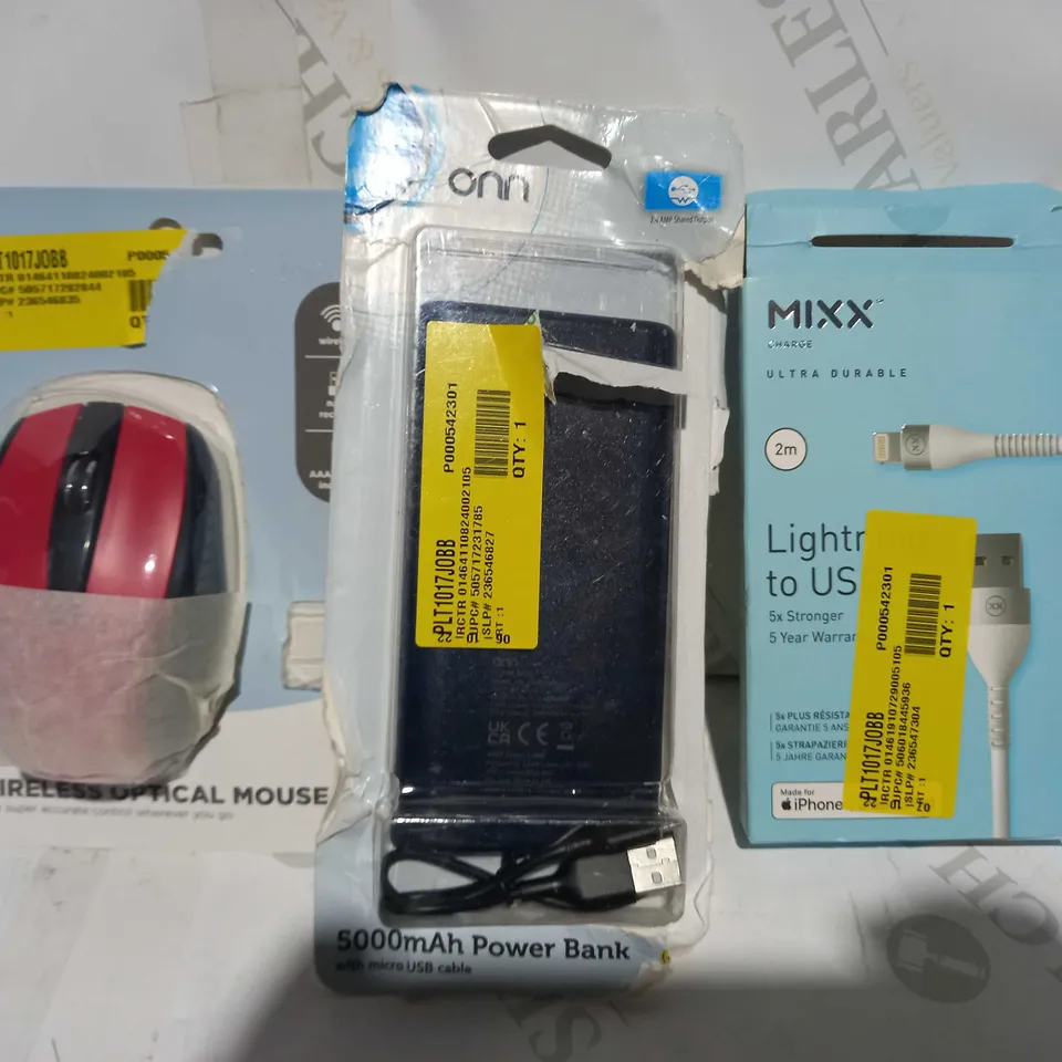 LOT OF APPROXIMATELY 20 ASSORTED HOUSEHOLD ITEMS TO INCLUDE ASDA TECH WIRELESS OPTICAL MOUSE, ONN POWER BANK, MIXX LIGHTNING TO USB CABLE, ETC