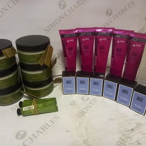 LOT TO CONTAIN APPROX. 20 X ASSORTED BEAUTY PRODUCTS, INCLUDES BODY CREAM, COLOUR GUARD, PERFUME SAMPLES ETC