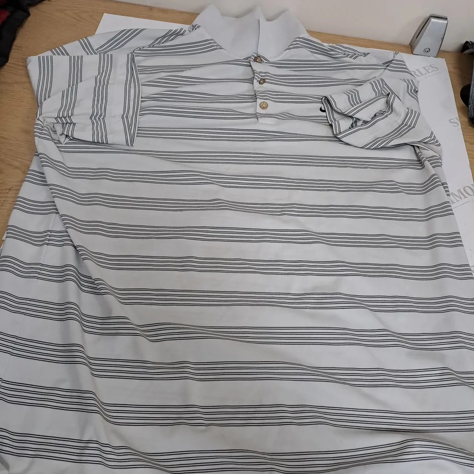 NIKE WHITE/BLACK POLO TEE SIZE XL