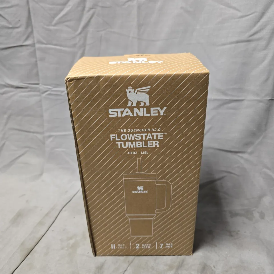 BOXED AND SEALED STANLEY THE QUENCHER H2.0 FLOWSTATE TUMBLER IN TWILIGHT (1.18L)