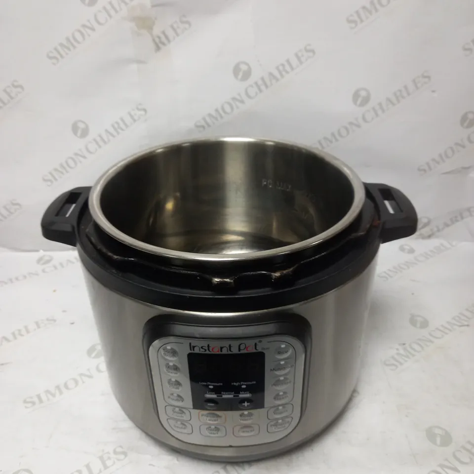 INSTANT POT DUO SMART PRESSURE COOKER