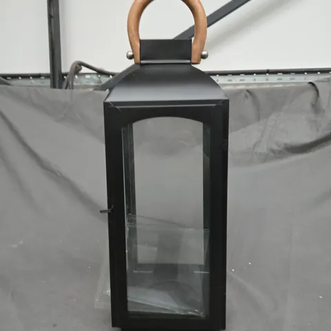 HABITAT BLACK METAL LANTERN