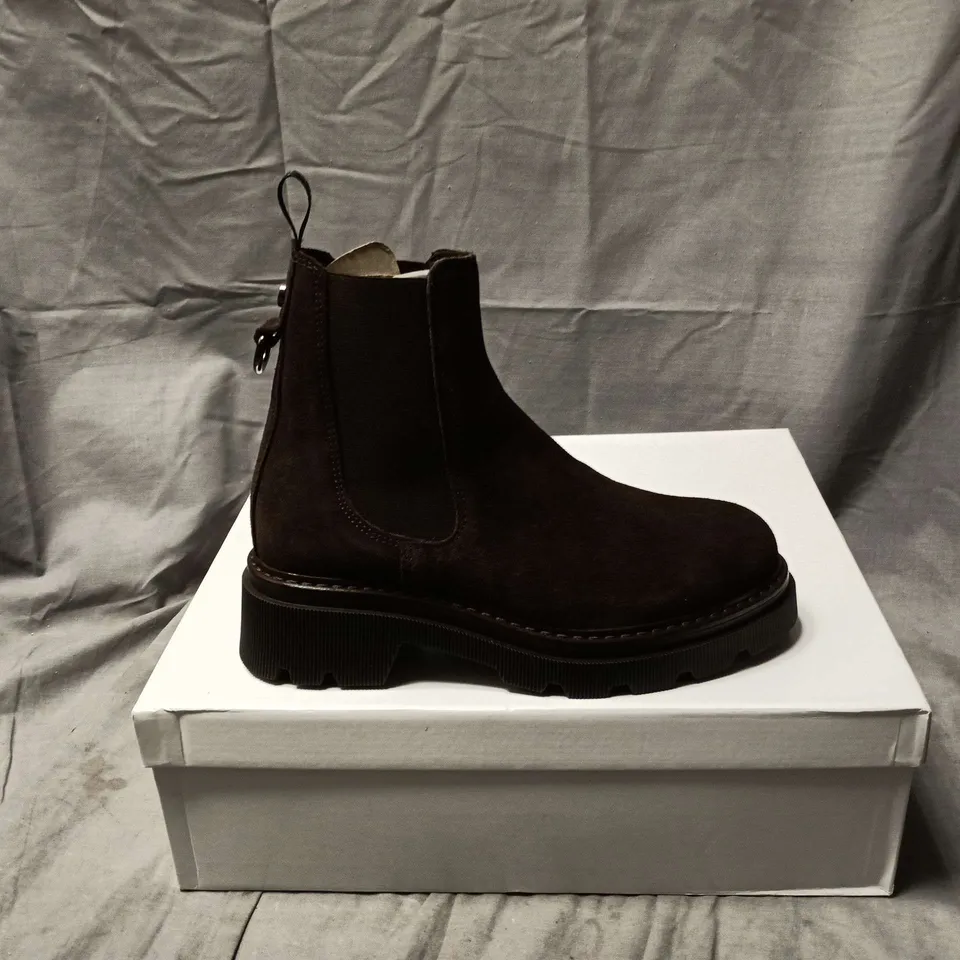 BOXED PAIR OF RUSSELL & BROMLEY MYSTIC SUEDE BOOTS IN BROWN - SIZE 36