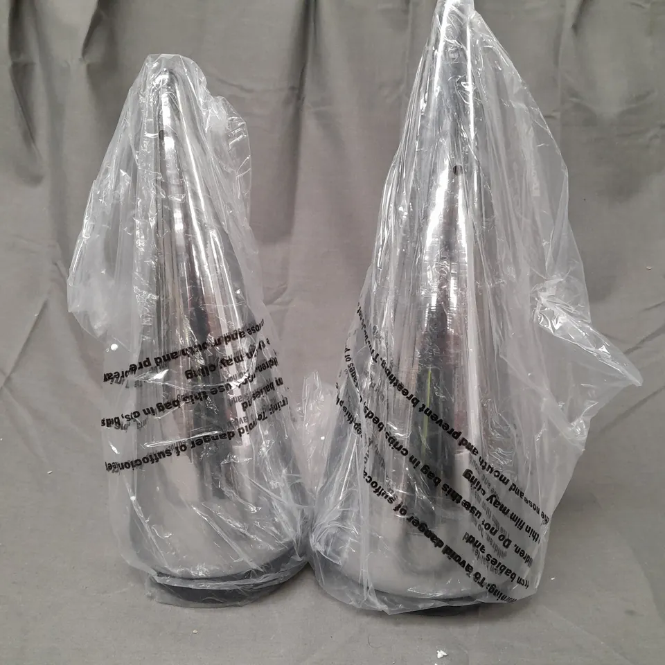 BOXED KELLY HOPPEN SET OF 2 INDOOR/OUTDOOR PRELIT GLASS DECOR - REFLECTIVE CONES