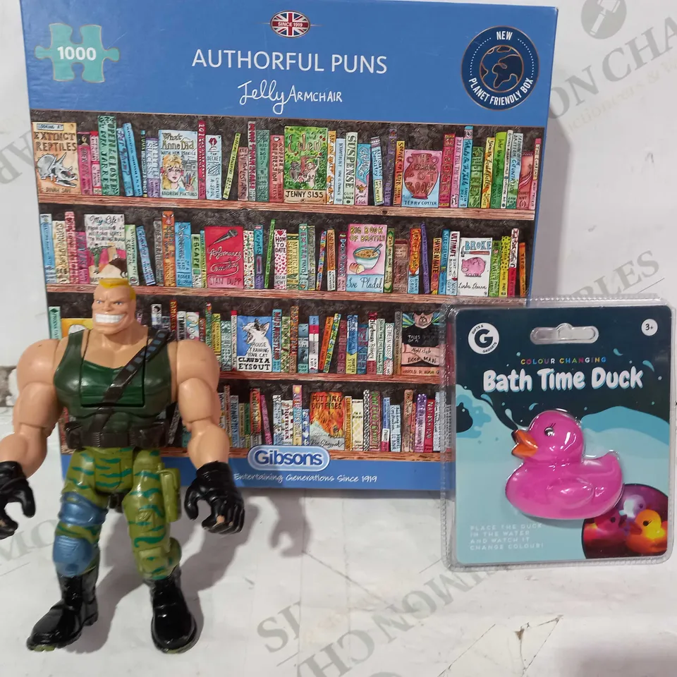 BOX OF APPROXIMATELY 15 ASSORTED TOYS AND GAMES TO INCLUDE BATH TIME DUCK, GIBSONS 1000 PIECE JIGSAW PUZZLE, SMALL SOLDIERS FIGURE, ETC