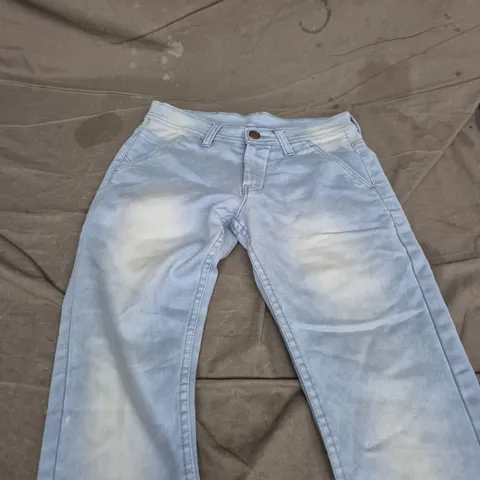 THE COLLECTION BULLSEYE CLUBWEAR DENIM JEANS – LIGHT WASH - SIZE UNSPECIFIED