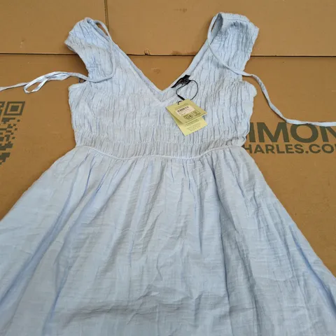 NOBODY'S CHILD SLEEVELESS AUDREY MIDAXI DRESS – UK 4 (EU 32)