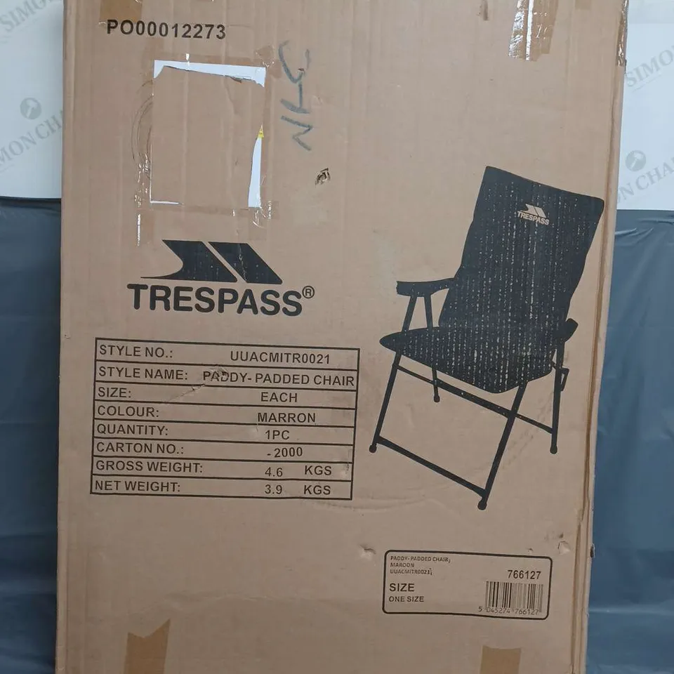 BOXED TRESPASS PADDED CHAIR 