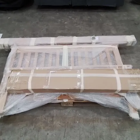 DESIGNER BED - SIZE UNSPECIFIED (4 PARTS)