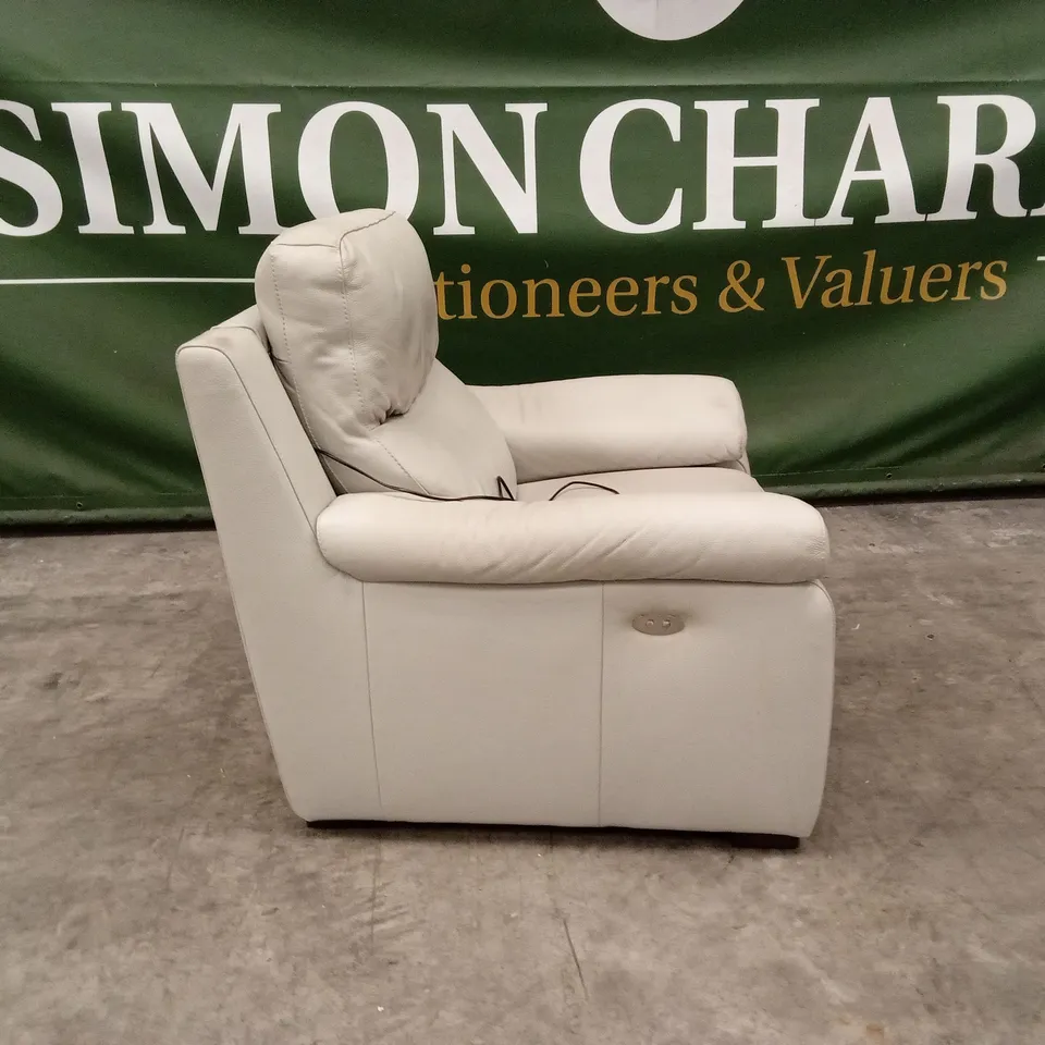 QUALITY DESIGNER ITALIAN MADE MORENO ELECTRIC RECLINER LEATHER ARMCHAIR WITH SMALL ARMS