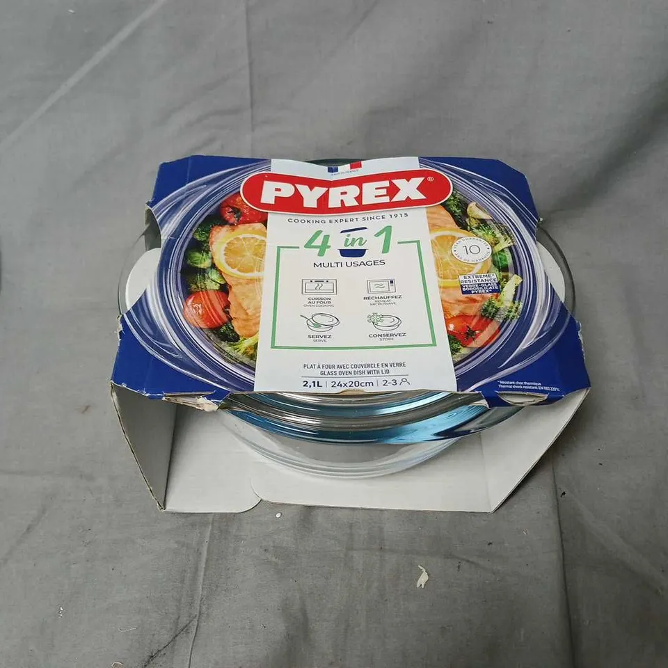 PYREX GLASS OVEN DISH WITH LID – 2.1 L, 24 X 20 CM