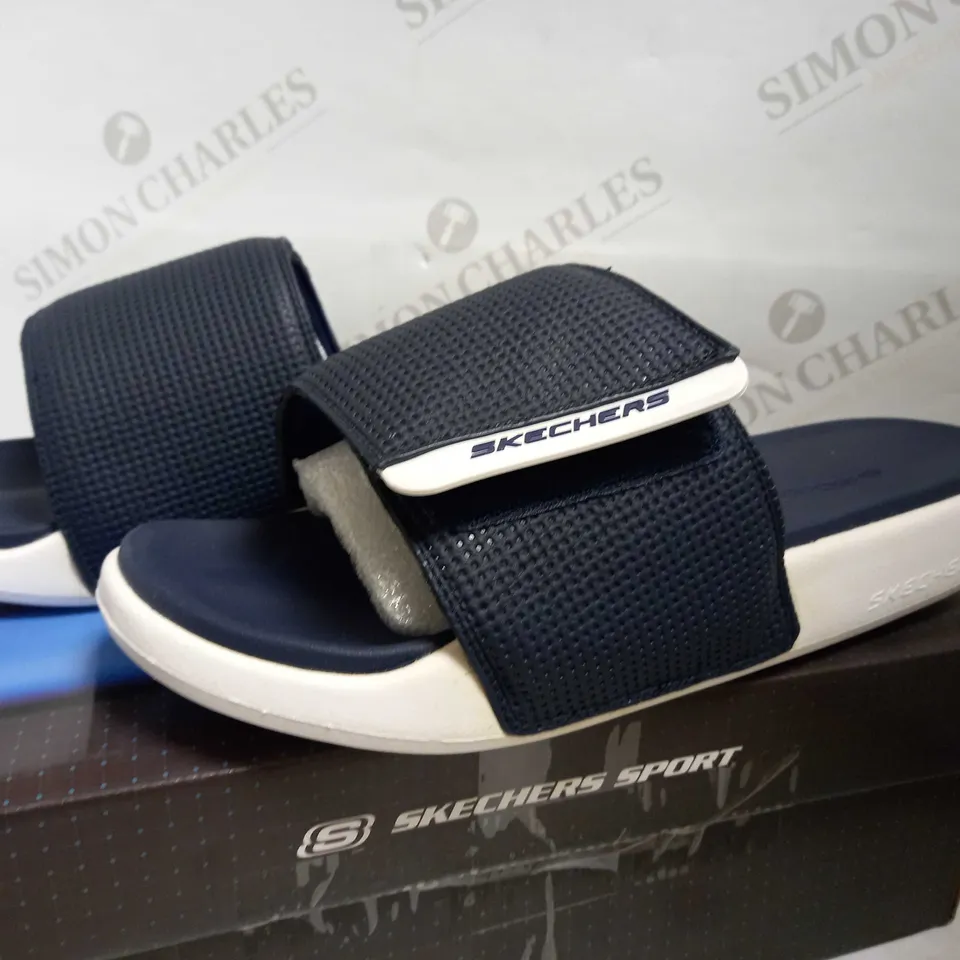 SKETCHERS MENS SLIDERS NAVY SIZE 13