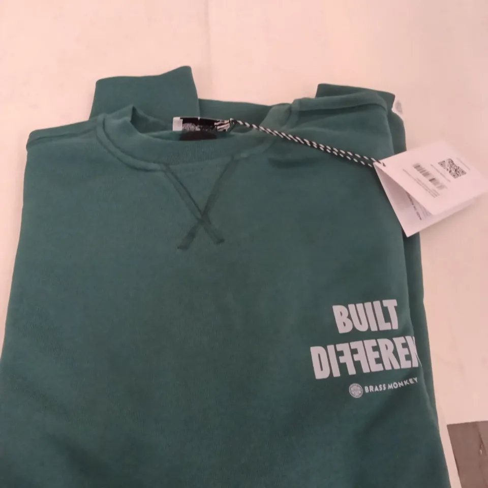 BOX TO CONTAIN BRASS MONKEY SWEATS - GREEN SIZE L APPROXIMATELY 10