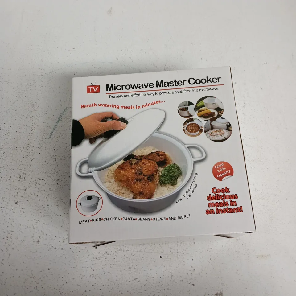 MICROWAVE MASTER COOKER – BOXED KITCHEN GADGET