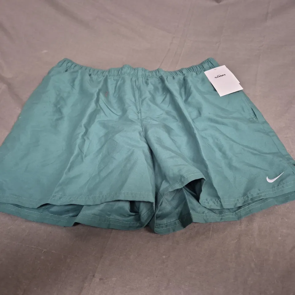 NIKE SWIM SHORTS SIZE XL