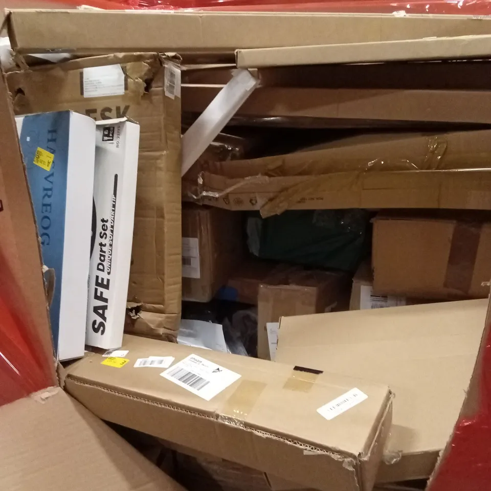 PALLET OF ASSORTED HOUSEHOLD GOODS AND PRODUCTS TO INCLUDE; KIDS CAR SEAT, FIRE FLY-SWATTER, FISHING ACCESSORIES ETC