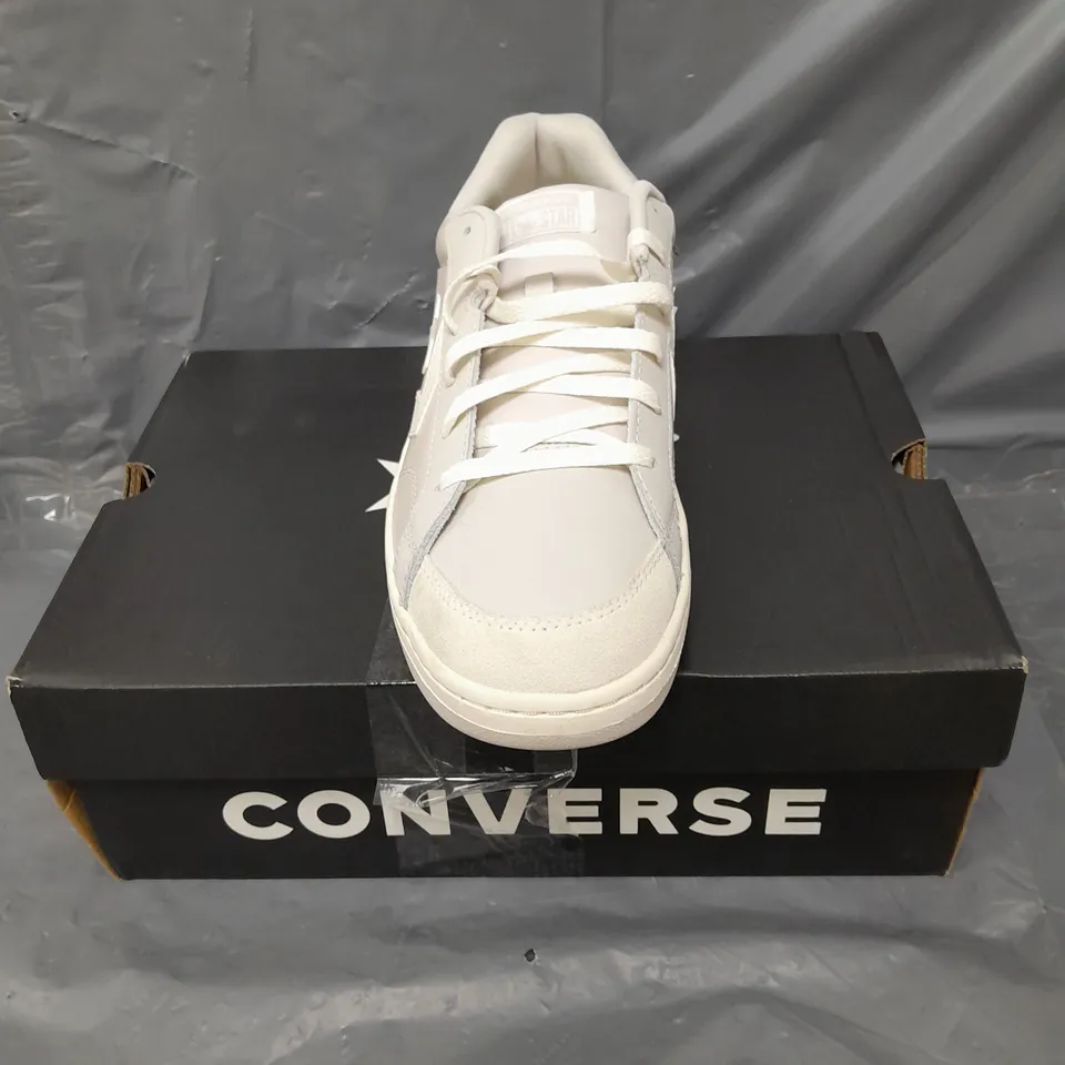 CONVERSE PRO BLAZE CLASSIC COURT TRAINERS - 10