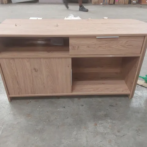 DESIGNER WOODEN TV CABINET