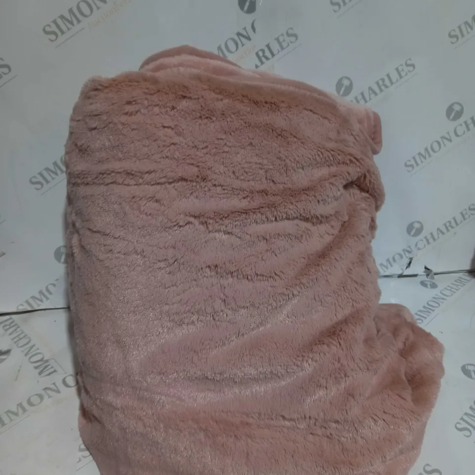 BOXED COZEE HOME HEATED BLANKET IN PINK