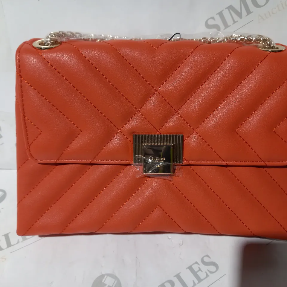 DUNE LONDON SHOLDER BAG IN ORANGE