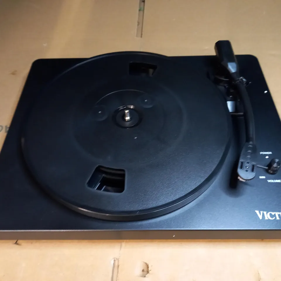 VICTROLA MODERN BLUETOOTH STEREO TURNTABLE