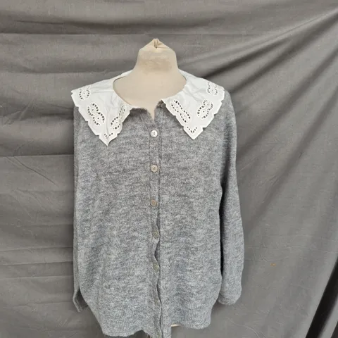 NOBODY'S CHILD WOVEN BRODERIE COLLAR CARDIGAN - GREY - SIZE LARGE