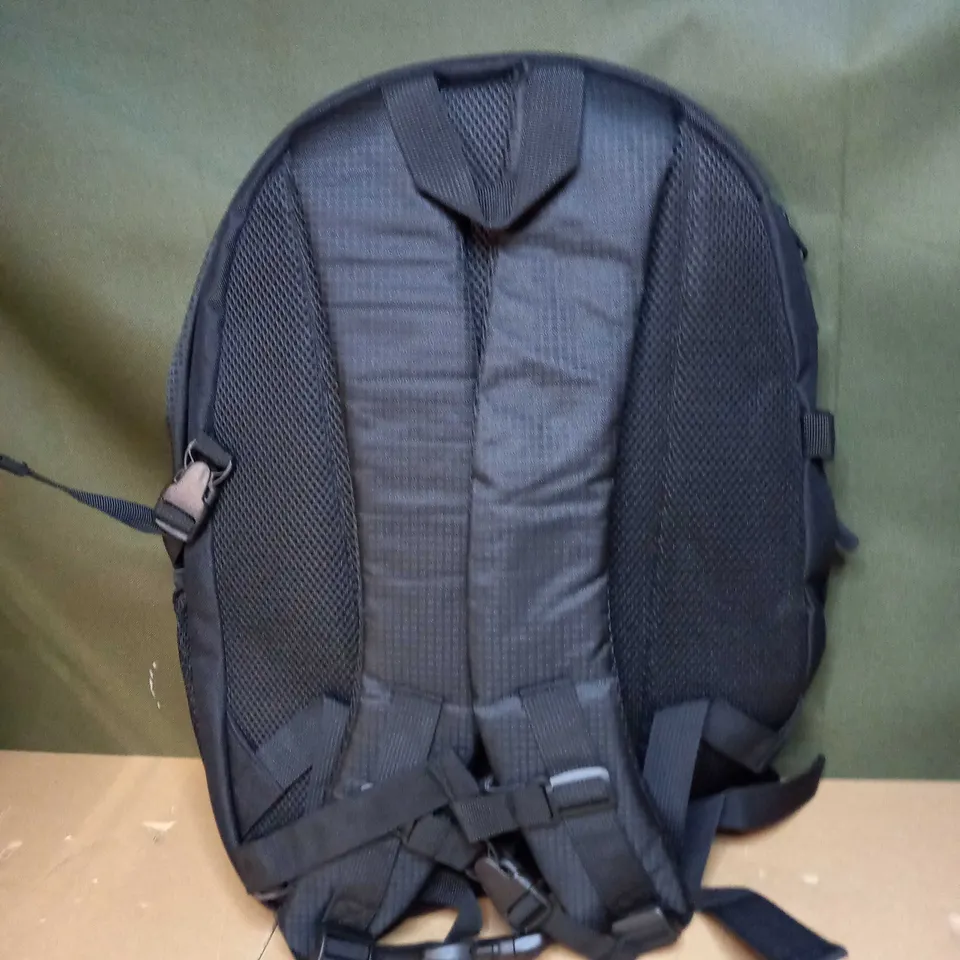 MOUNTAIN WAREHOUSE BACKPACK 