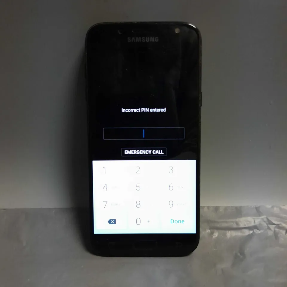 SAMSUNG J320 16GB IN BLACK