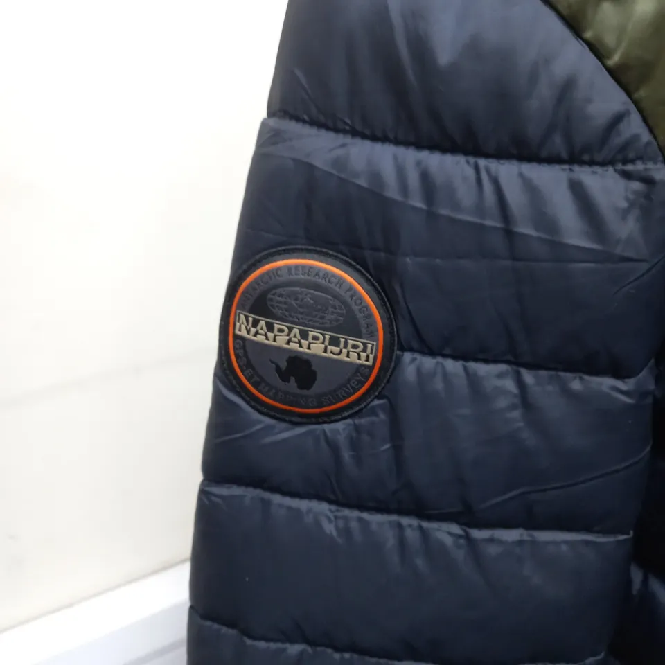 NAPAPIJRI AERONS BUBBLE COAT SIZE L