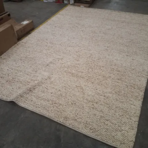 QUALITY DESIGNER AREA RUG APPROXIMATELY 230×340CM