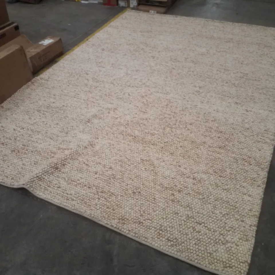 QUALITY DESIGNER AREA RUG APPROXIMATELY 230×340CM