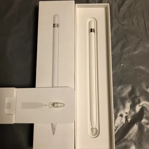 APPLE PENCIL (1ST GENERATION) - MODEL A1603 - MKOC2ZM/A