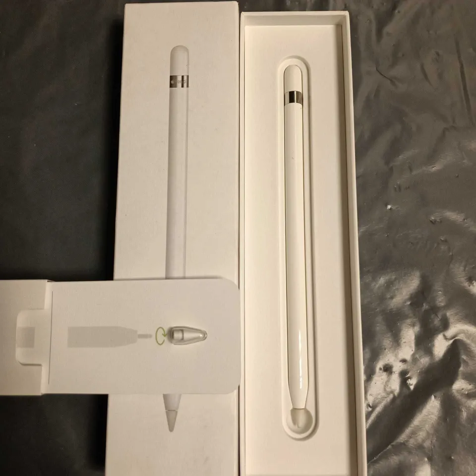 APPLE PENCIL (1ST GENERATION) - MODEL A1603 - MKOC2ZM/A