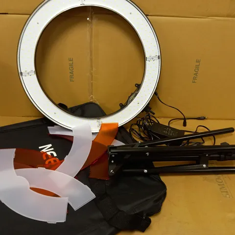 NEEWER CAMERA PHOTO VIDEO LIGHTING KIT