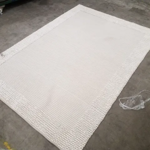 QUALITY DESIGNER AREA RUG - APPROXIMATELY 235X160CM