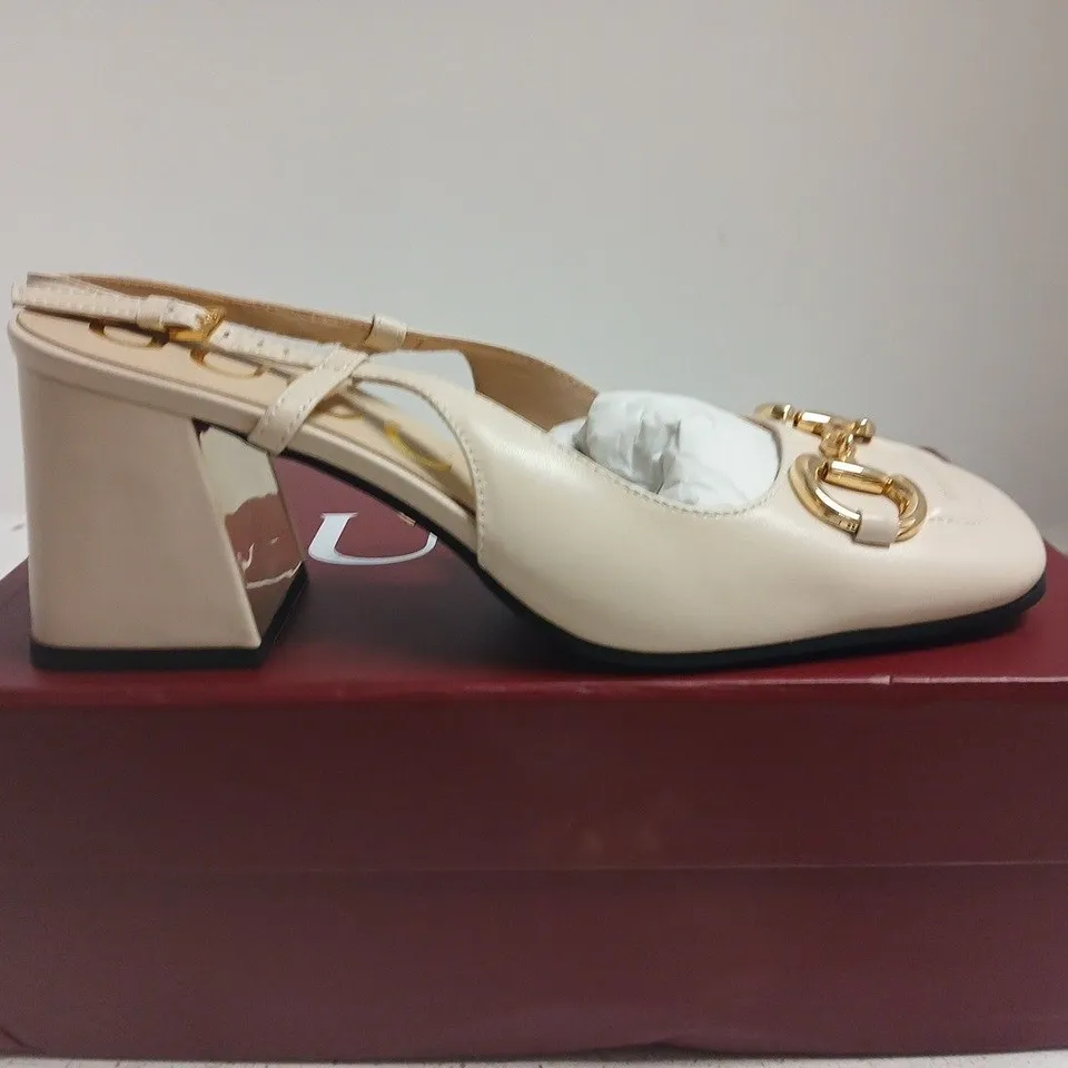 BOXED PAIR OF GUCCI HORSEBIT LEATHER SANDALS – CREAM/NAPPA SILK, UK 6