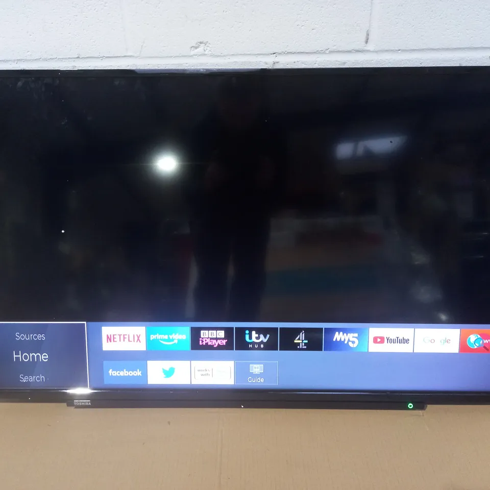 BOXED TOSHIBA 50" ULTRA HD SMART TV - COLLECTION ONLY