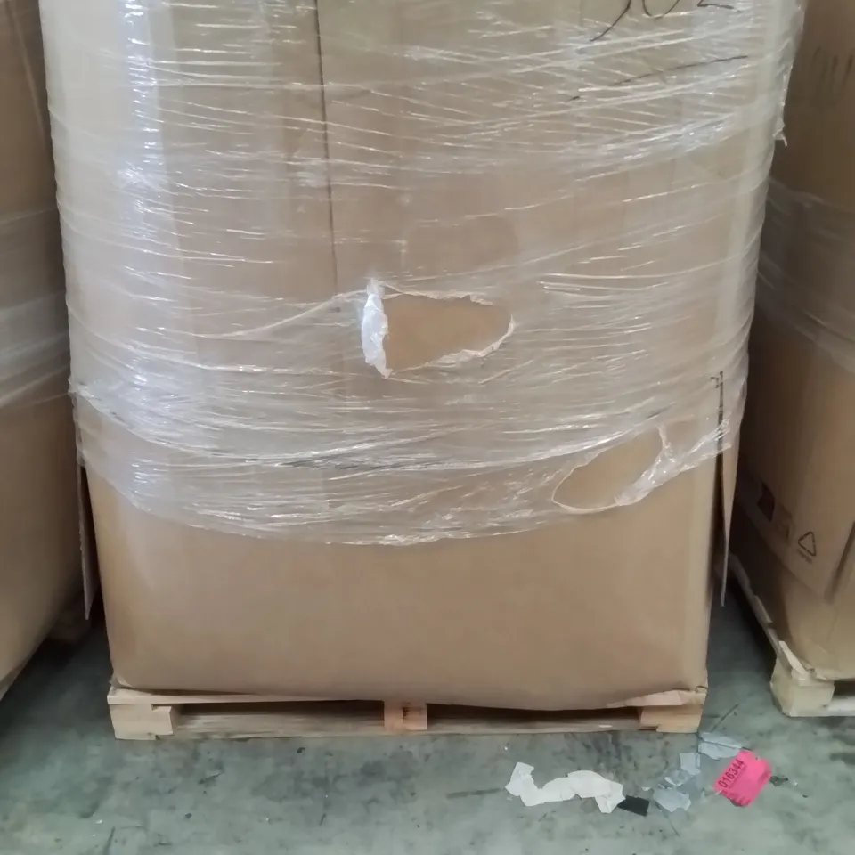 PALLET TO CONTAIN A LARGE QUANTITY OF PILLOWS