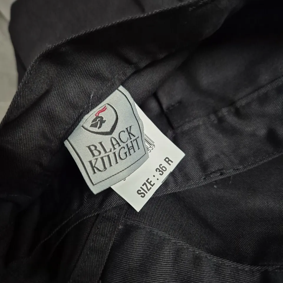 BLACK KNIGHT CARGO TROUSERS – MEN’S, UK 36R, BLACK
