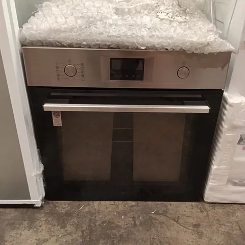 6000 SenseCook Aqua Clean Built-in Oven